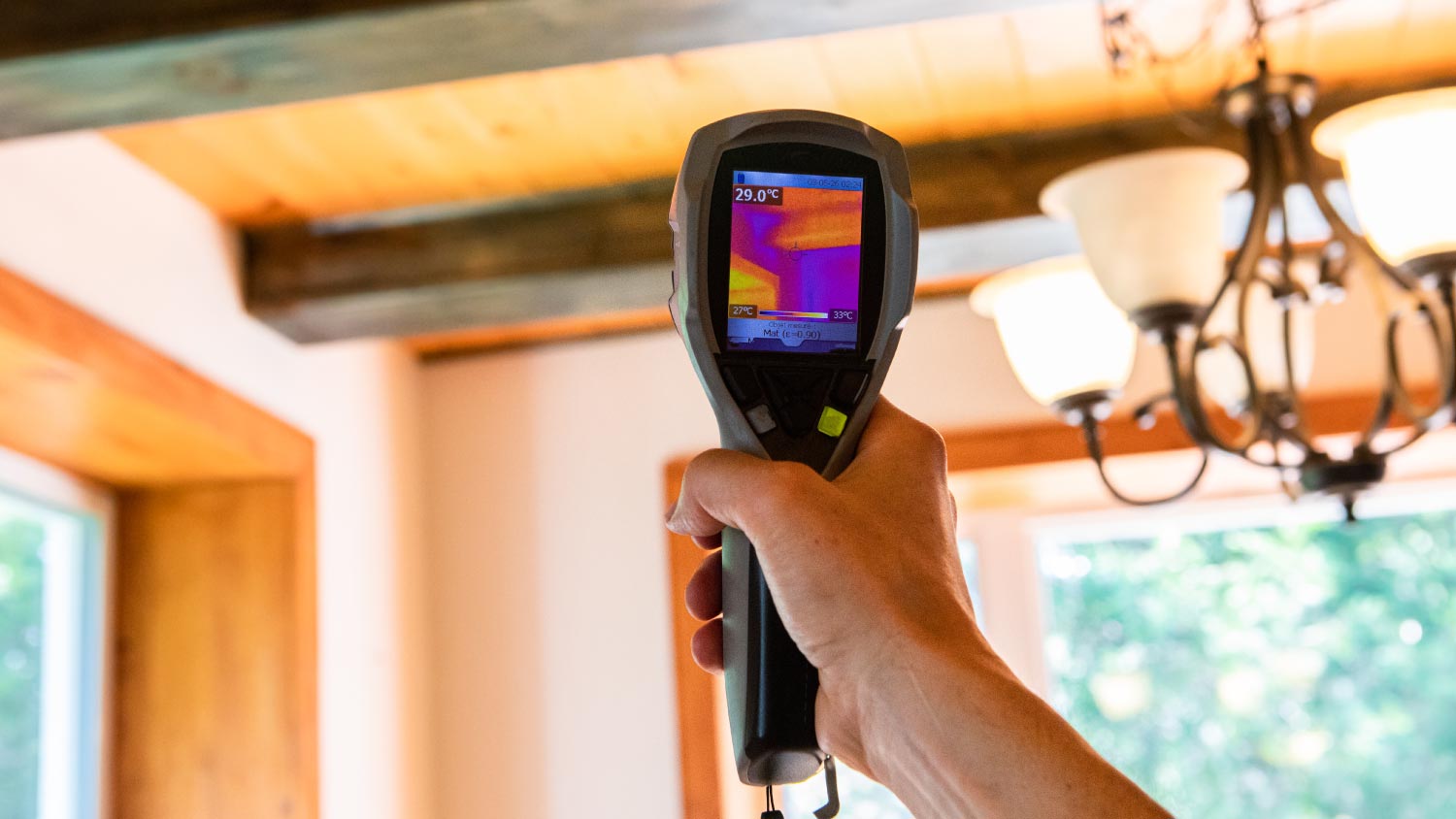 Indoor damp & air quality testing