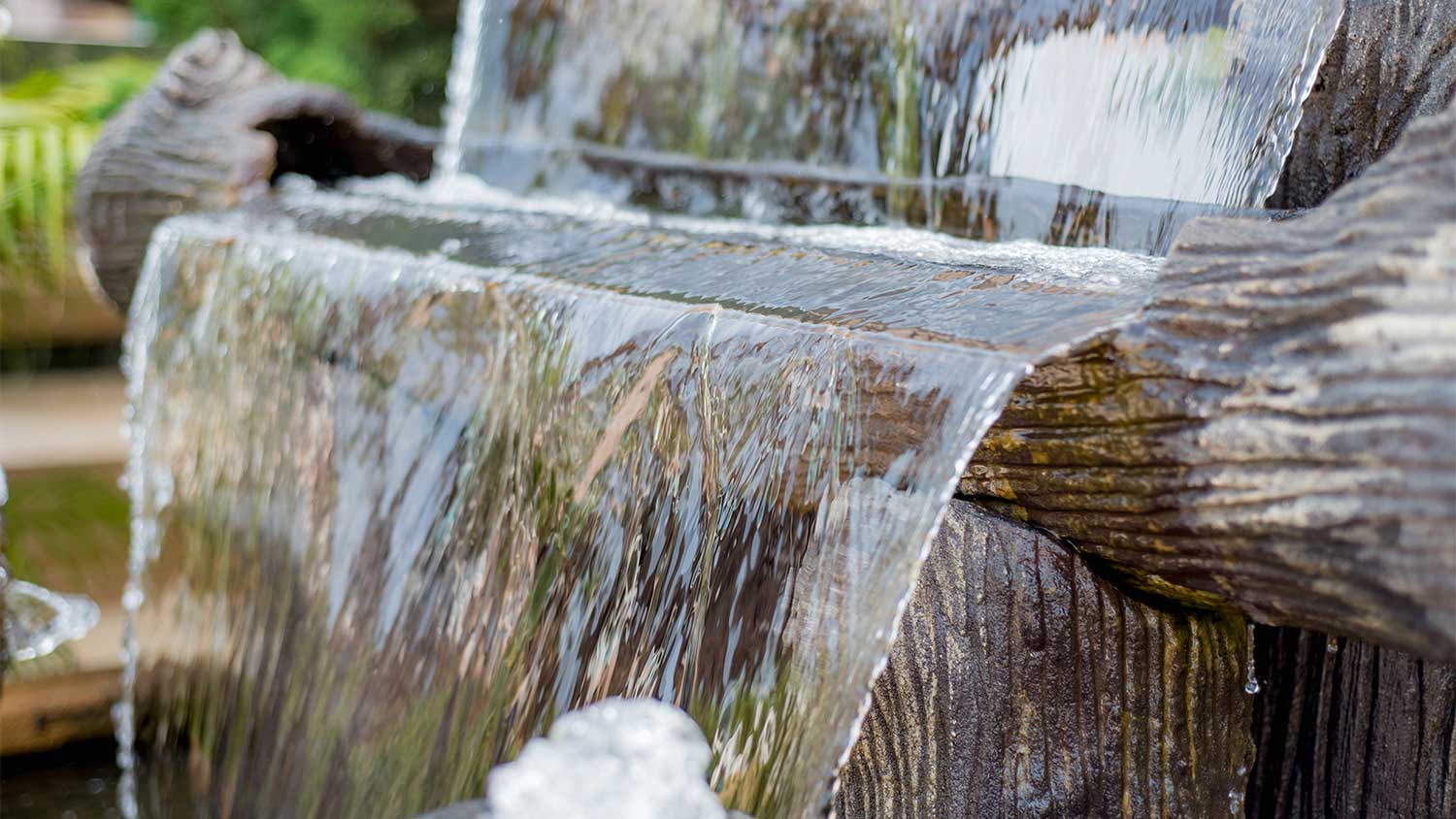 Water blade waterfall