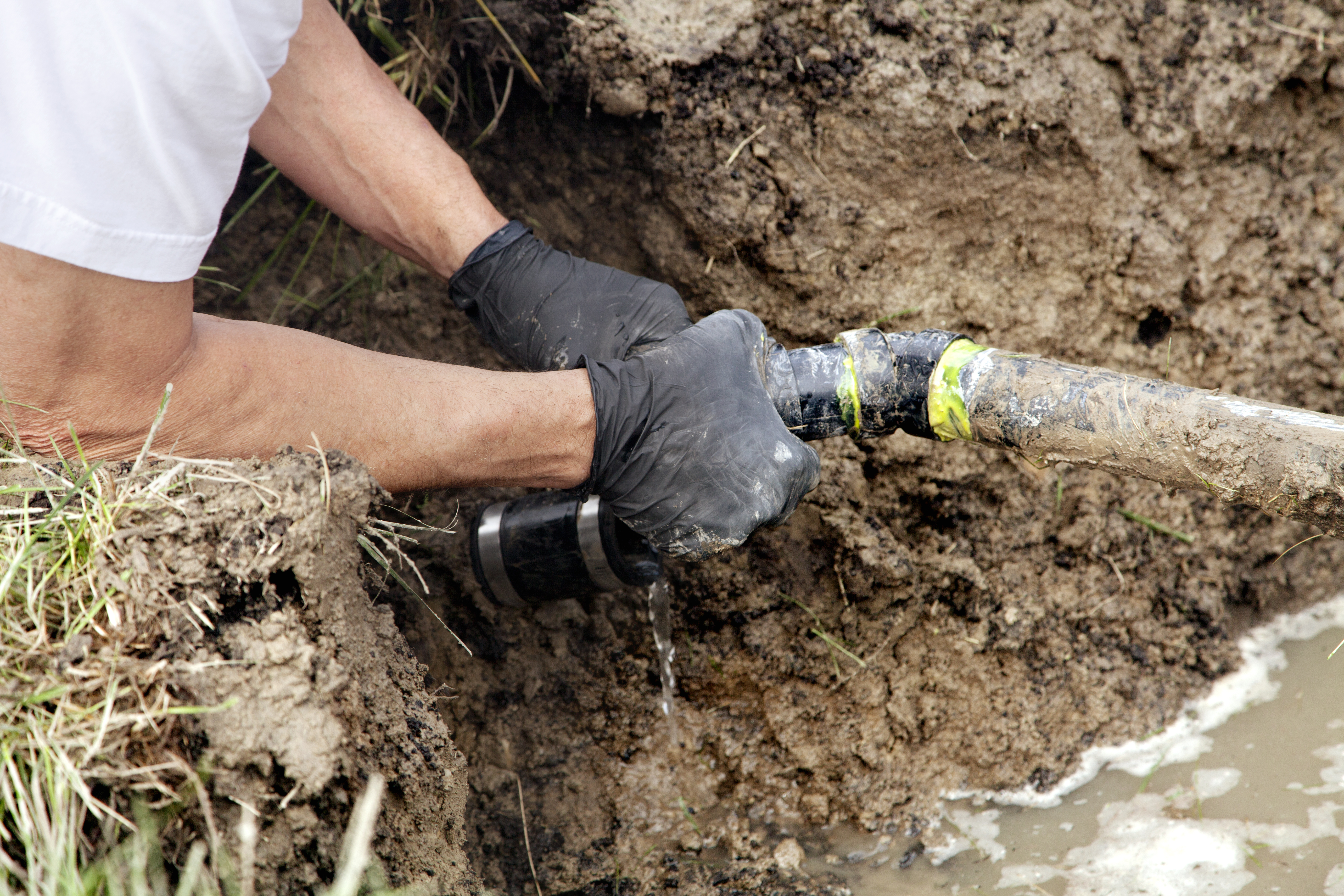 Top-rated septic tank repair pros.