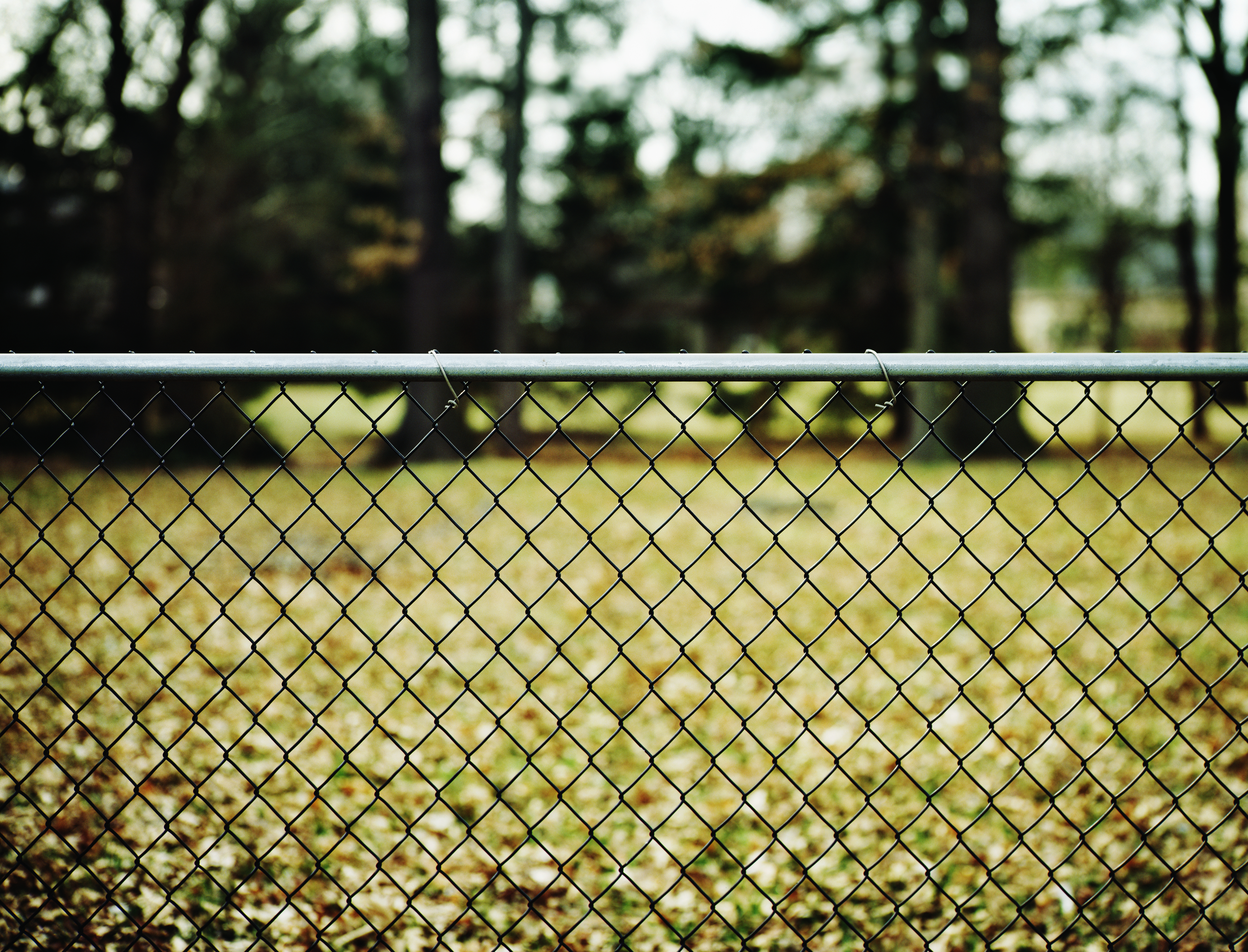 Top-rated chain link fence repair pros.