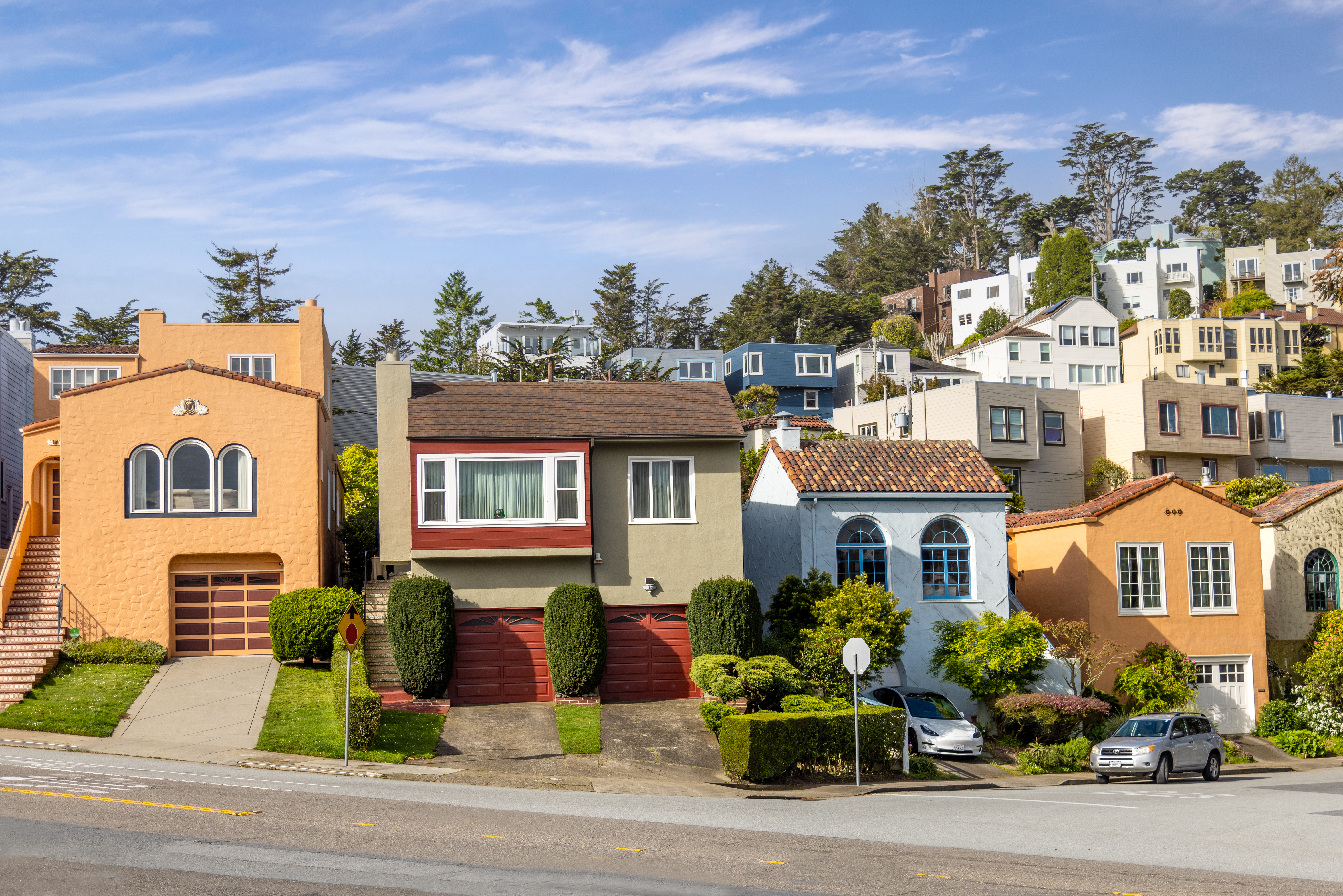 Row of houses in a neighborhood in San Francisco  