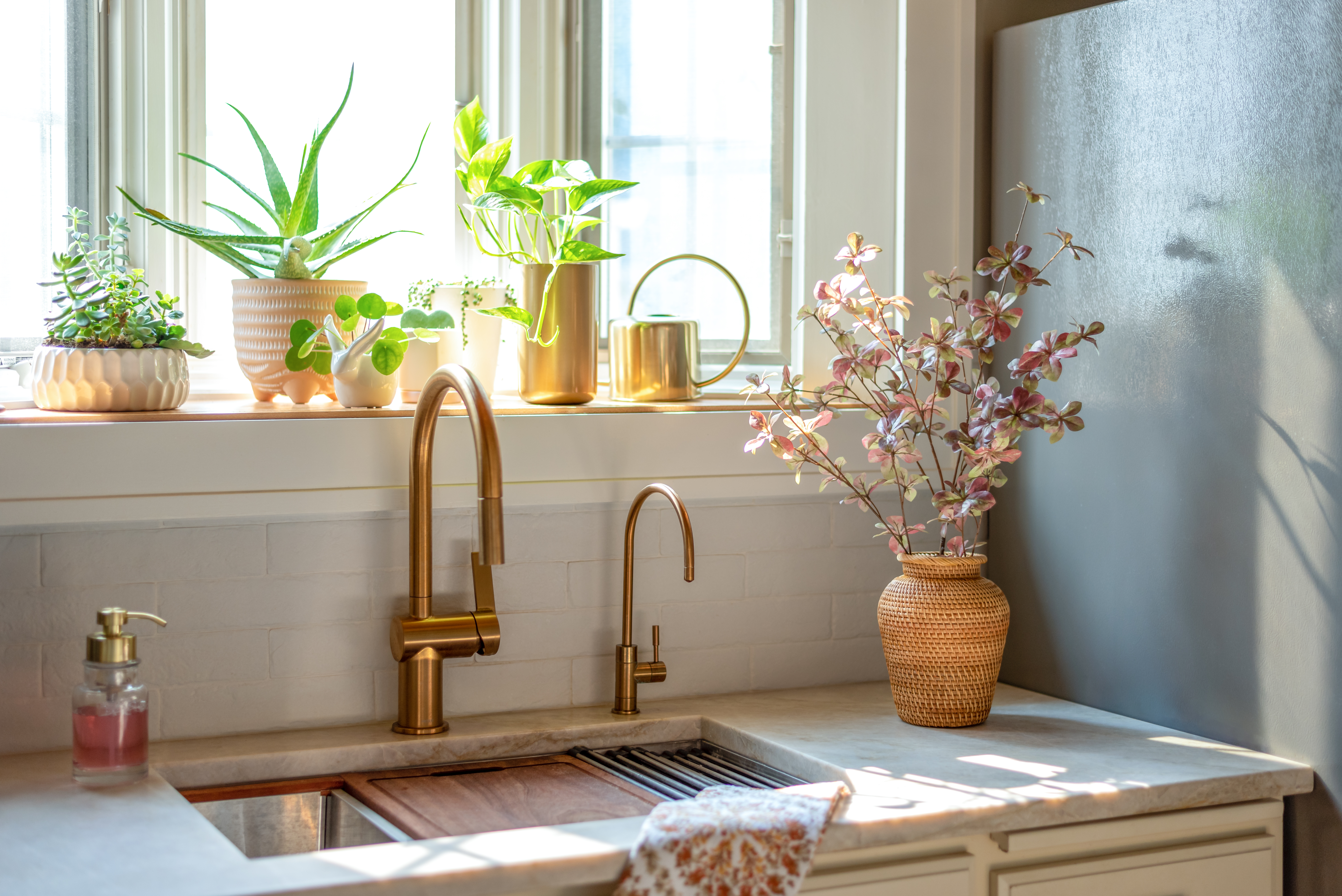 sink with bronze faucet 