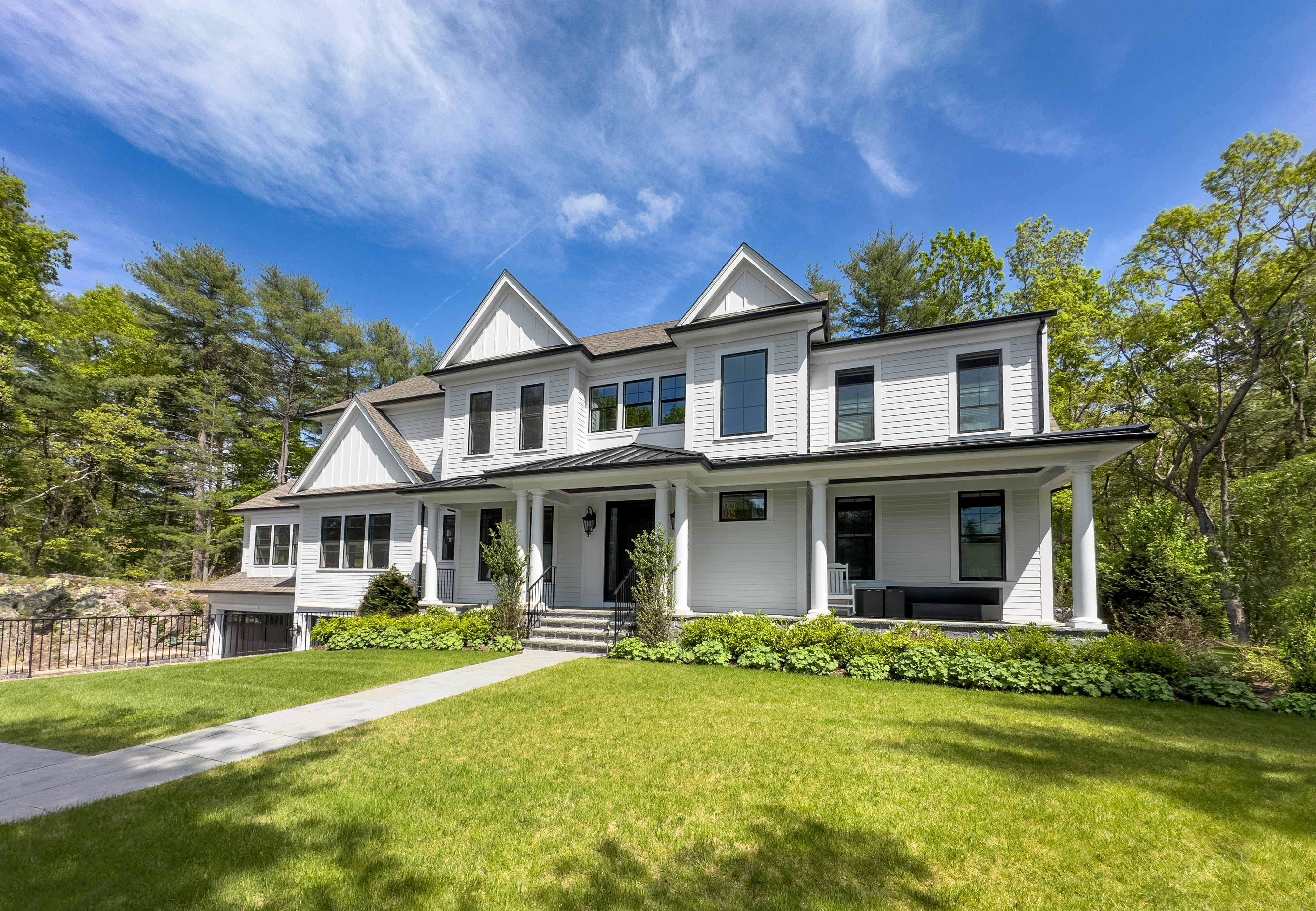 Contemporary farmhouse suburban home
