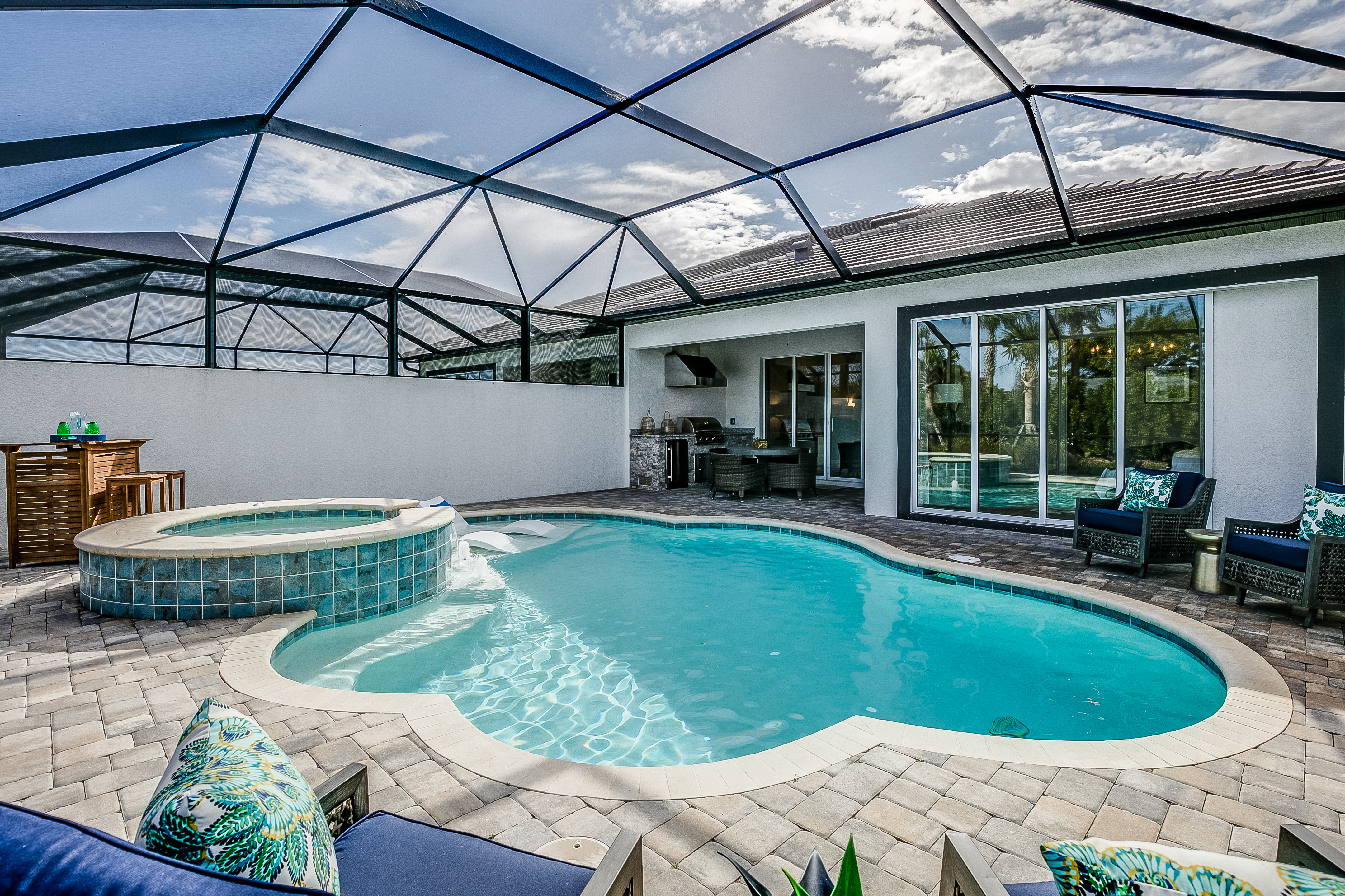 enclosed pool in tampa yard 