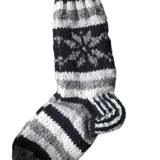 Flauschige, warme, lange Schneeflockensocken für den Winter