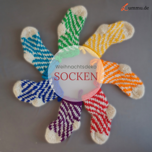 Bunte Deko Socken mit streifen für Weihnachten