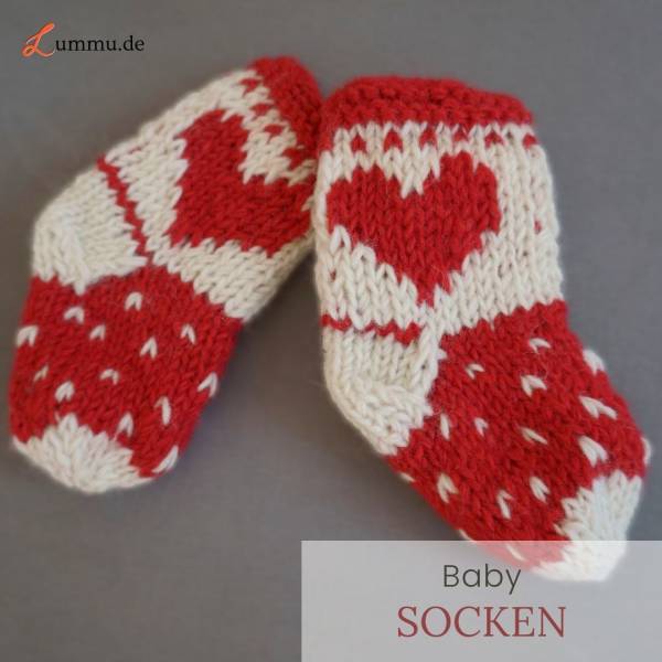 Baby Socken in Rot und Weiss mit Herz