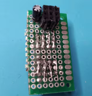 DIY House plant manager using Moisture Sensor and ATTiny45