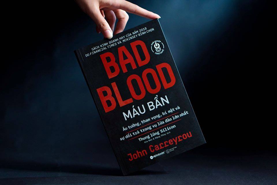 sách Bad Blood