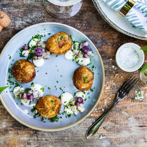 Friterad färskpotatis med citrussill