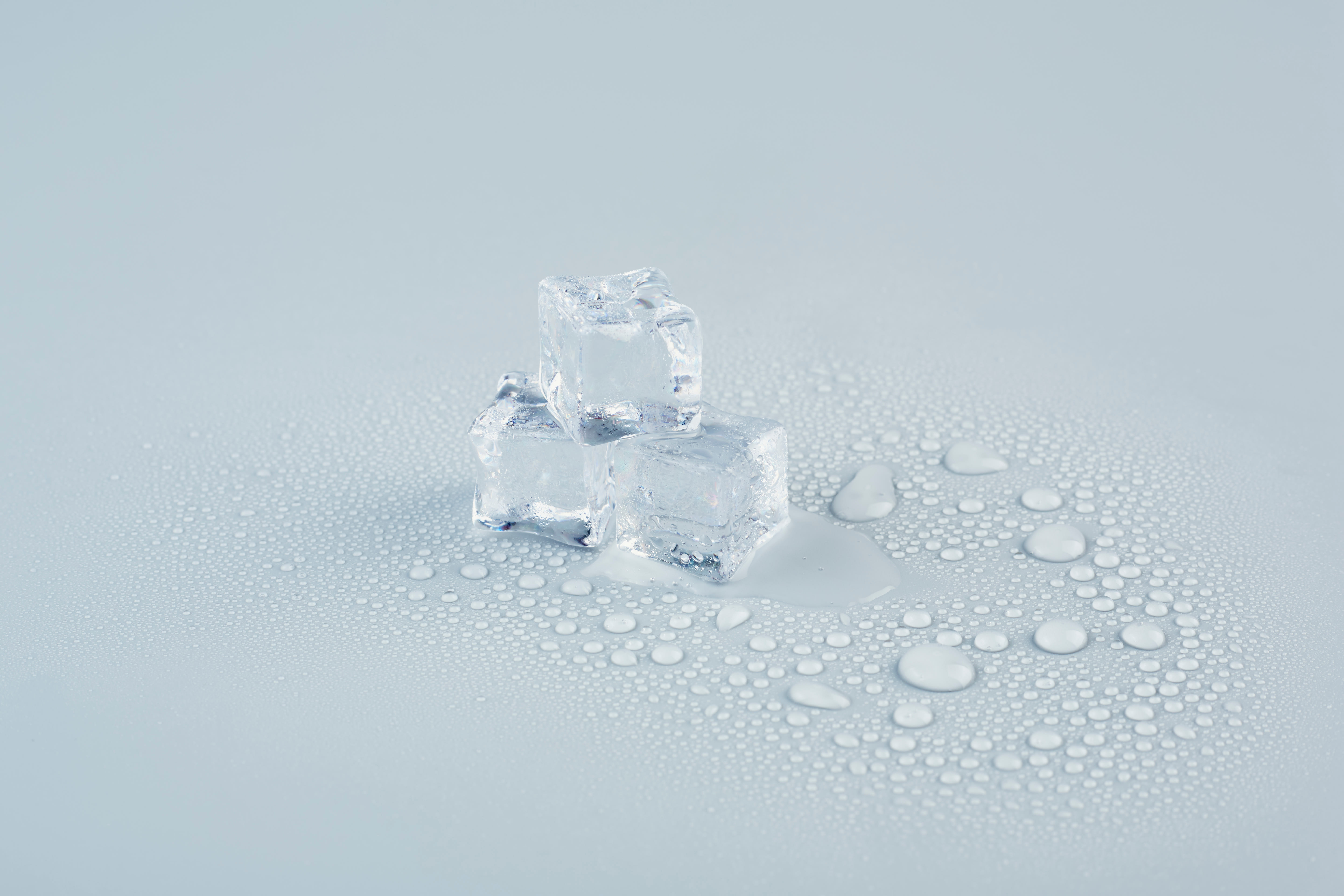 How Long Ice Cubes Take To Freeze, And How To Make It Faster