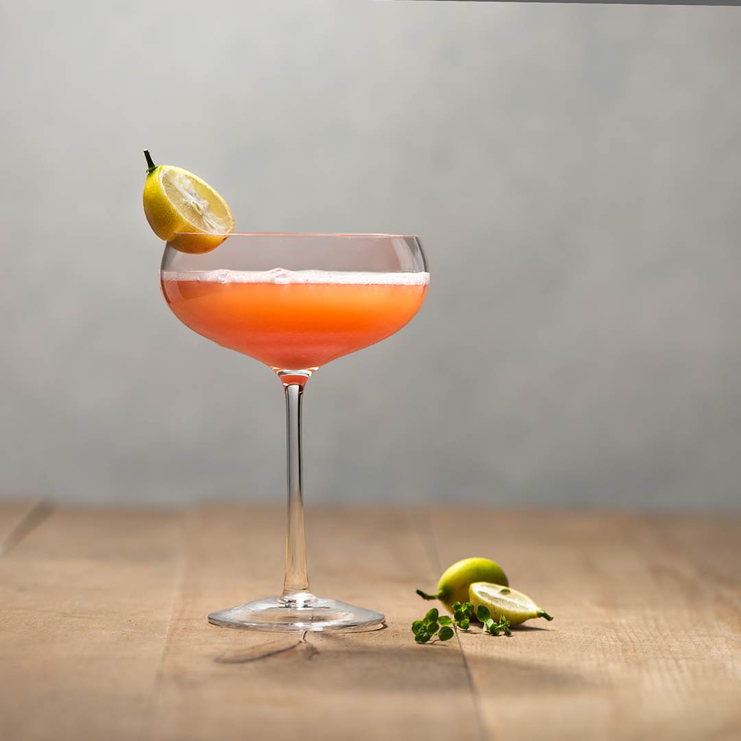 kokteil saaremaa must sõstar piparmünt punase apelsini mahlaga