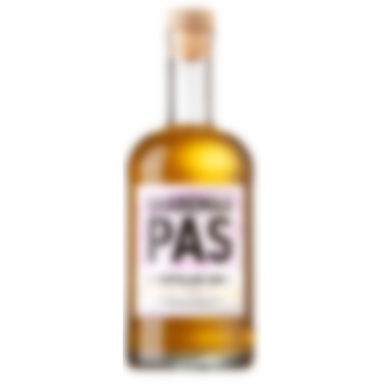 Saaremaa PAS (Passionfruit) Gin on troopiline ja puuviljane destilleeritud džinn, milles on suurepärases tasakaalus eksootiline passioonivili ja kerge tsitrus.