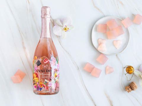 Valdo_Aquarius_Rose_kuohuviinikarkit