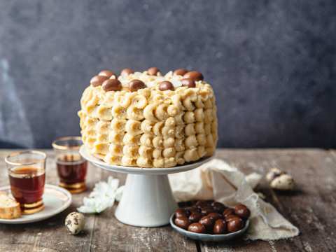 Chokladtårta på fat 