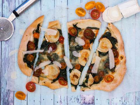 Pizza med tre sorters ost