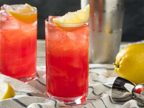 Sloe gin fizz