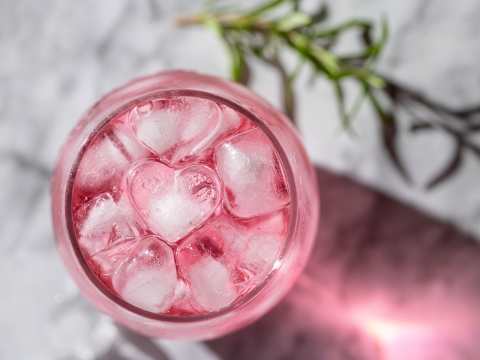 Rosa drinkar till alla hjärtans dag