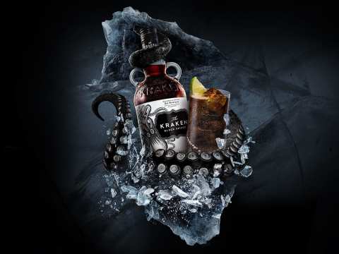 The Kraken och cola bland bläckfiskarmar