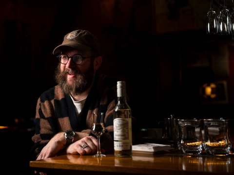 Emil Åreng, Konstnärsbaren.