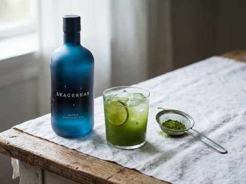 Matcha drink - enkel gin och tonic.