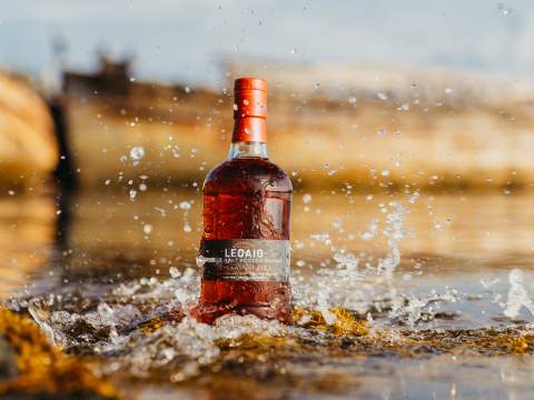  Ledaig Sinclair Series Rioja Cask Finish i vatten