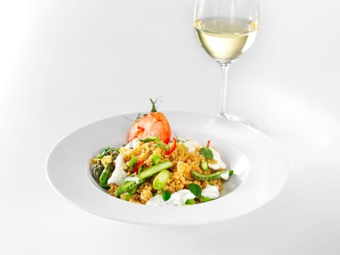 Parsa-couscous-salaatti