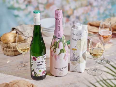 kevät_ja_kesä_nautiskeluviinit