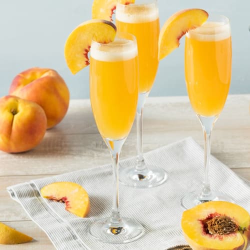 Tilltugg till prosecco Melon och getostspett. Folkofolk