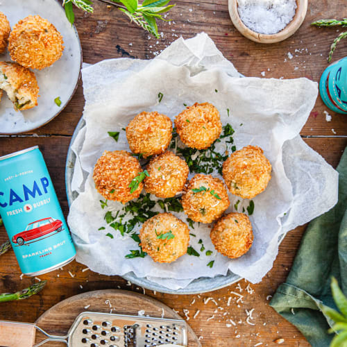 Arancini med CAMP Sparkling.