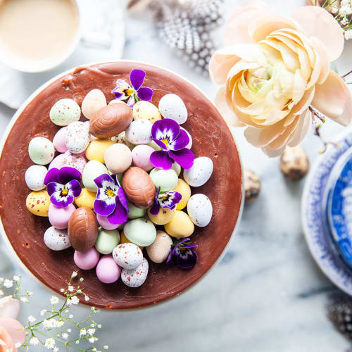 Kladdig chokladtårta med fudge-topping