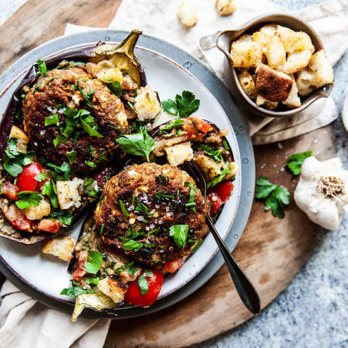 Fylld aubergine med lammfärsbiffar