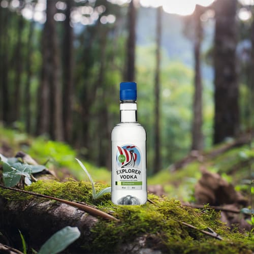 Explorer Vodka Ekologisk i skog