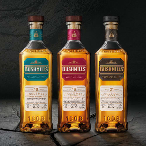 Tre flaskor Bushmills Malt