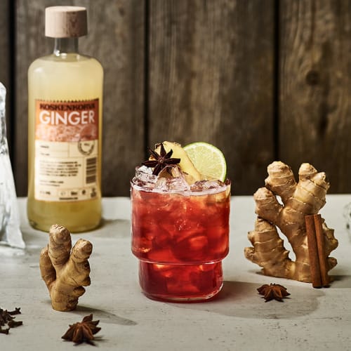 Winter tonic drink med Koskenkorva Ginger flaska