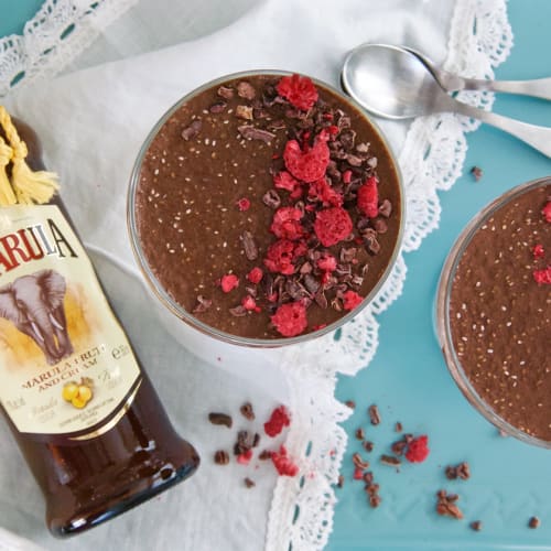 Amarula Chia-chokladpudding med Amarulaflaska