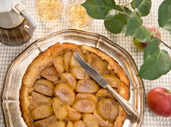 Tarte Tatin omenapiirakka + jälkiruokaviinisuositus