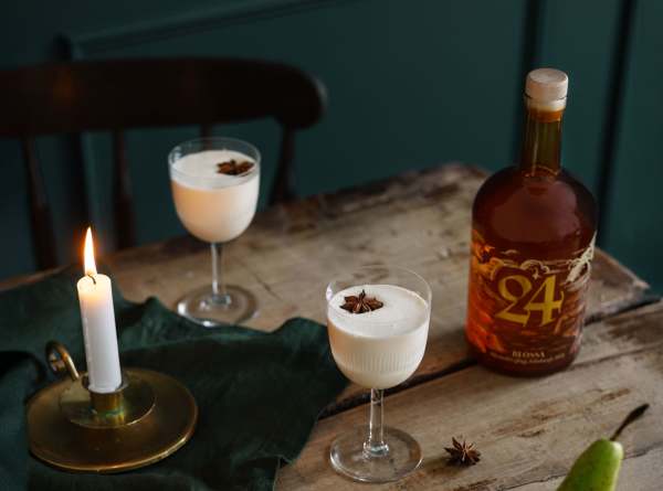 Non-alcoholic glögg toddy.