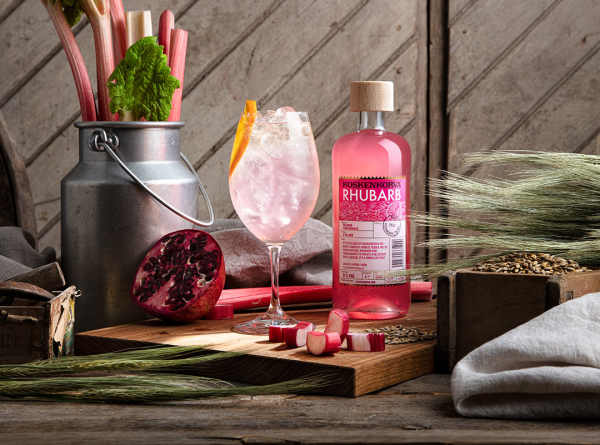 Koskenkorva Rhubarb Spritz