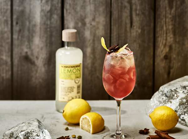 Koskenkorva Lemon Winter Spritz