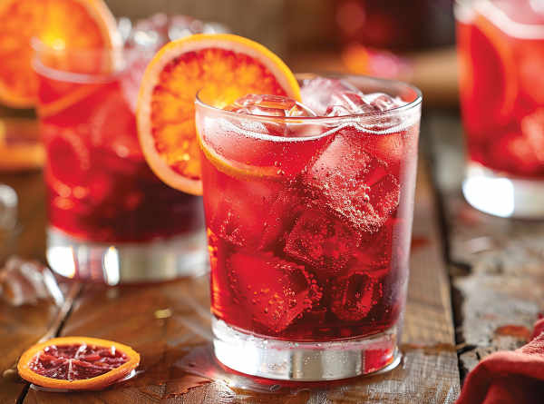 Rossa-Fizz-veriappelsiini_mocktail
