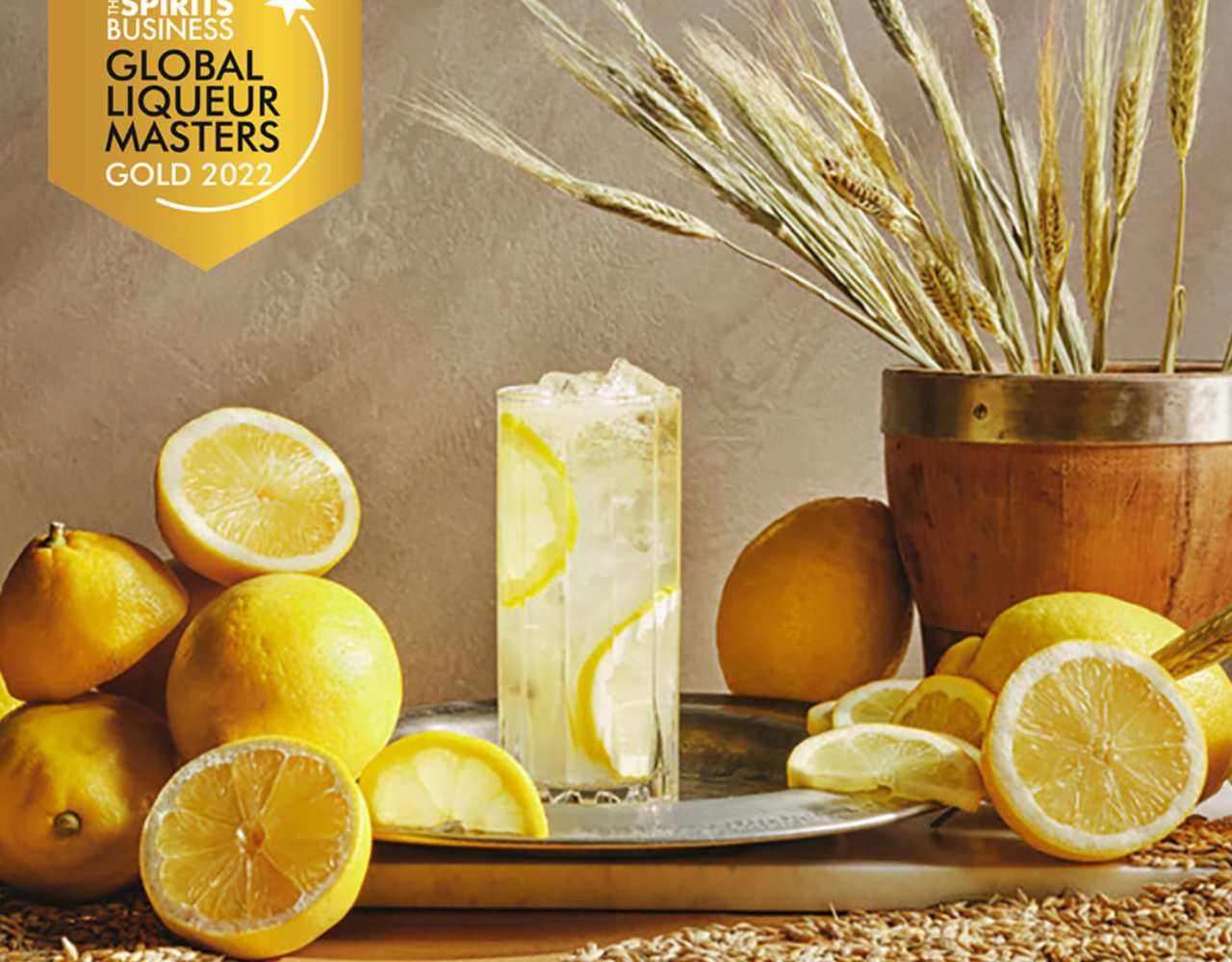Koskenkorva lemon drink Horse´s neck
