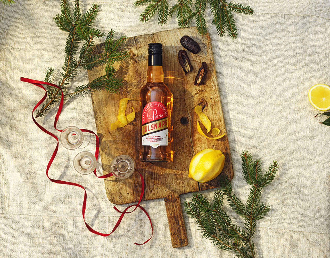 Prima Julsnaps med cognac och citronzest