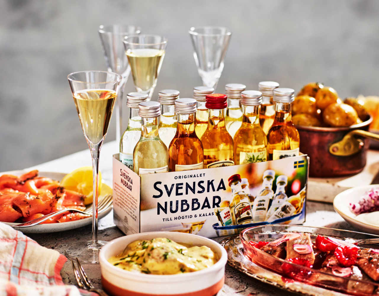 Svenska nubbar i flerpack på julbord