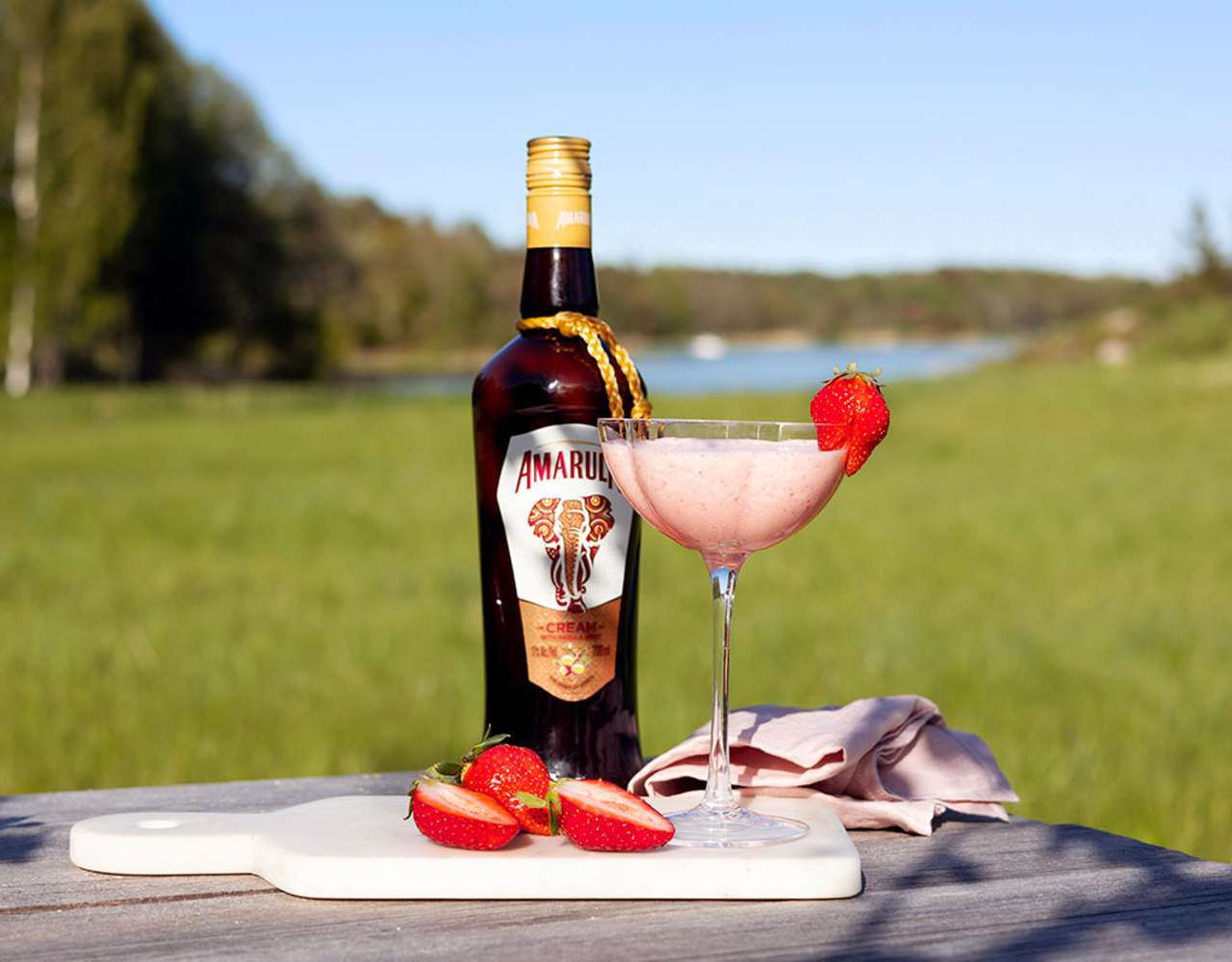 Amarula Strawberry & Cream.