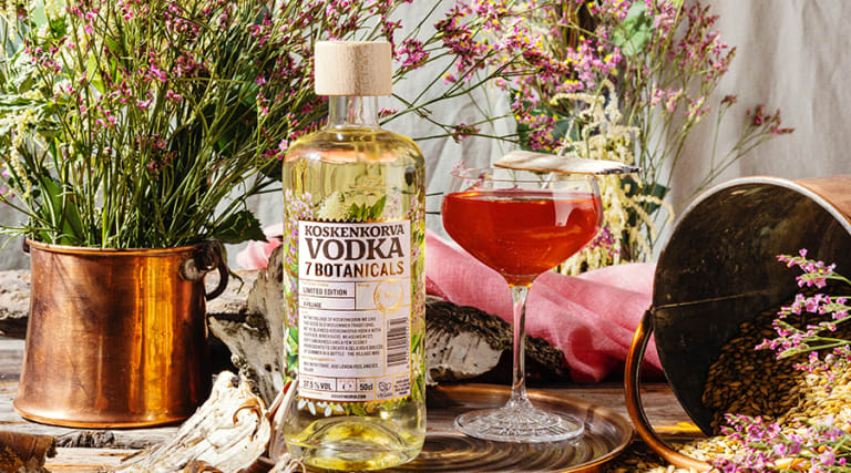 Koskenkorva Botanicals maitseviin