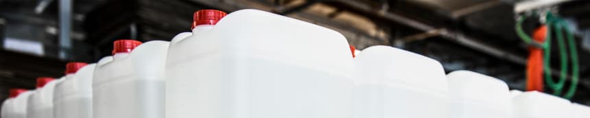 Muista kierrättää tyhjät muovikanisterit