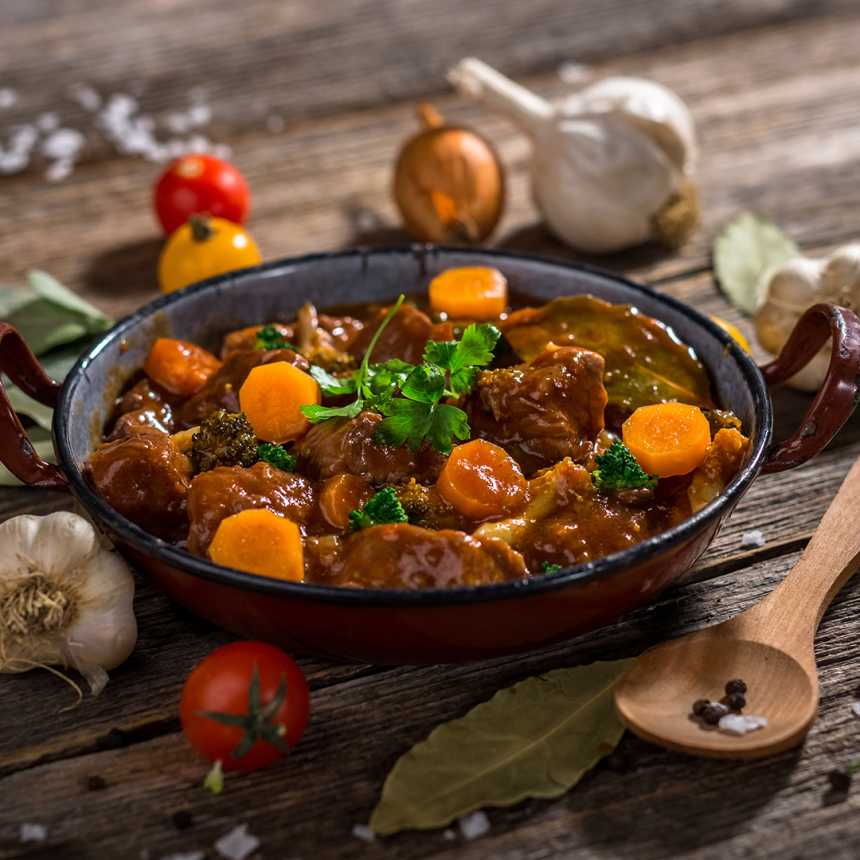 Aeglaselt küpsetatud veisehautis Blossa glögiga