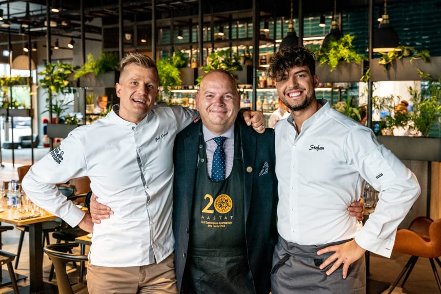 Joel Ostrati suur õhtusöök Stefaniga