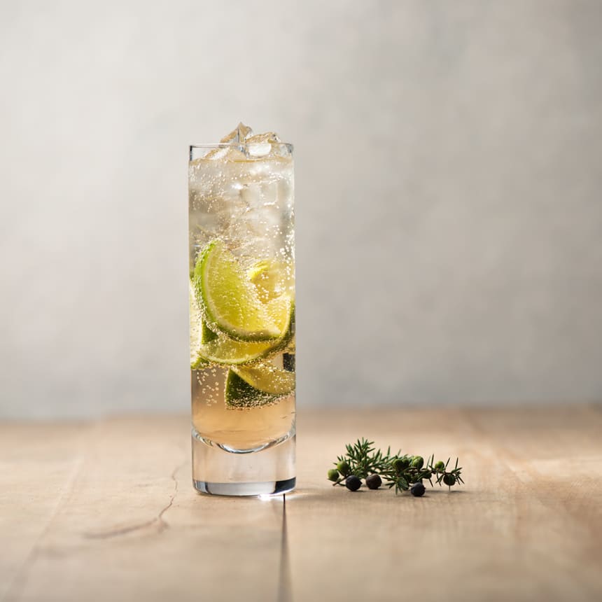 viina kokteil toonikuga Saaremaa Kadakas-Metsamari